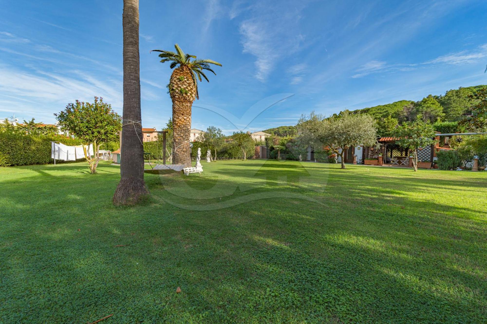 L'Albero Del Pepe 1 - Goelba Apartment Marina di Campo Exterior photo